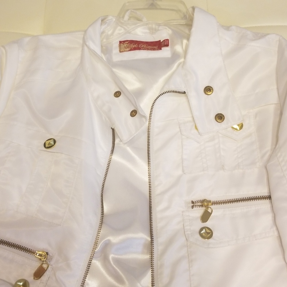 Jacket - Picture 2 of 3